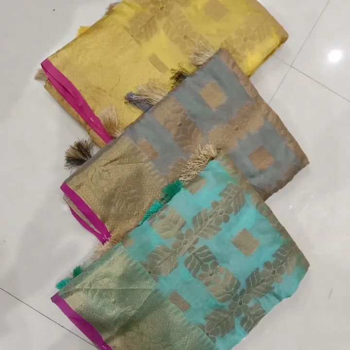 Organza Cotton Buta saree With blouse
Soft quality
 uploaded by Shv Sh Handloom on 7/26/2023