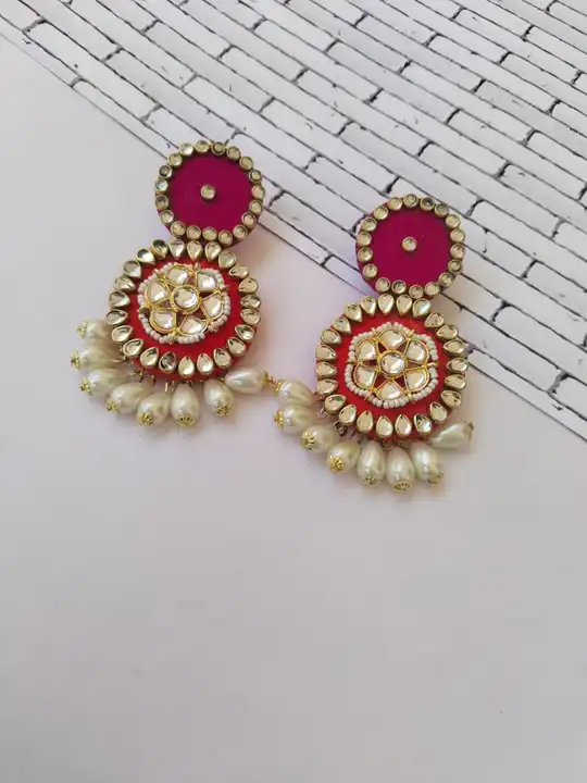 Pink kundan pearl earrings uploaded by The serene by Rainvas on 7/26/2023