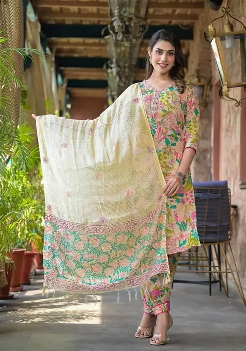 Reyon sulv Fabric cotta doriya printed duppta uploaded by Deepika Designer Saree on 7/27/2023