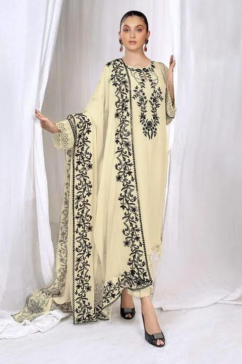  Pakistani suit uploaded by Ayush fashion on 7/27/2023