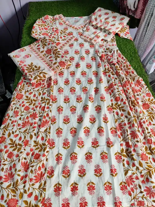 M/38,*  L/40,  XL/42,  *XXL/44,  3XL46, Cotton 60 60 Fabric  Printed Nayara Cut long Kurti  With pan uploaded by Online Ladies Dresses on 7/27/2023