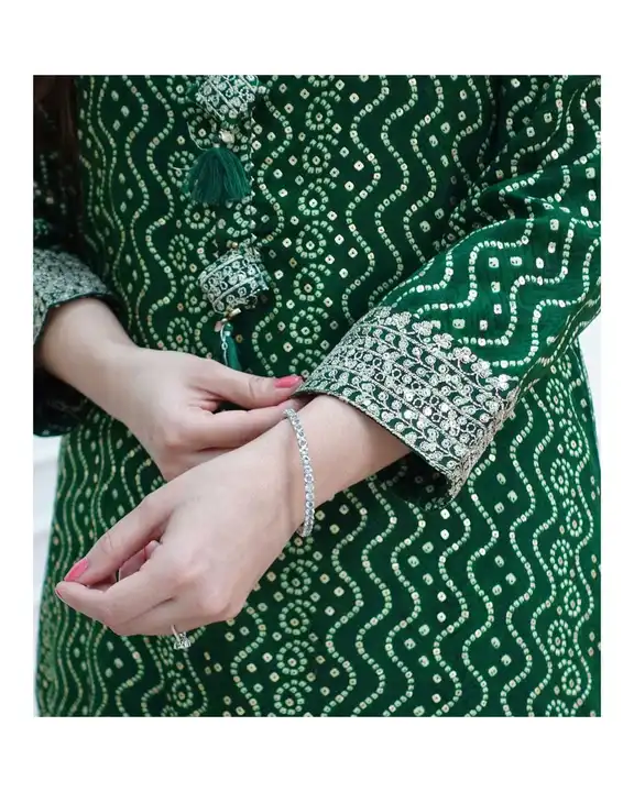 Upgrade your ethnic wardrobe this season with this beautiful Green Kurta pant set uploaded by DUDHAT Impax on 7/28/2023