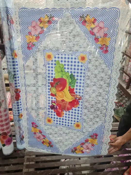 Table cover 32 × 52 uploaded by KGN HANDLOOM RAMPUR U.P on 7/28/2023
