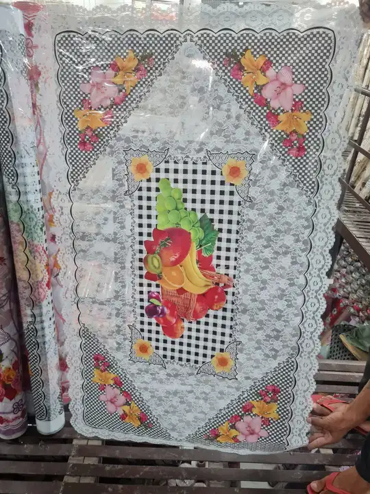 Table cover 32 × 52 uploaded by KGN HANDLOOM RAMPUR U.P on 7/28/2023