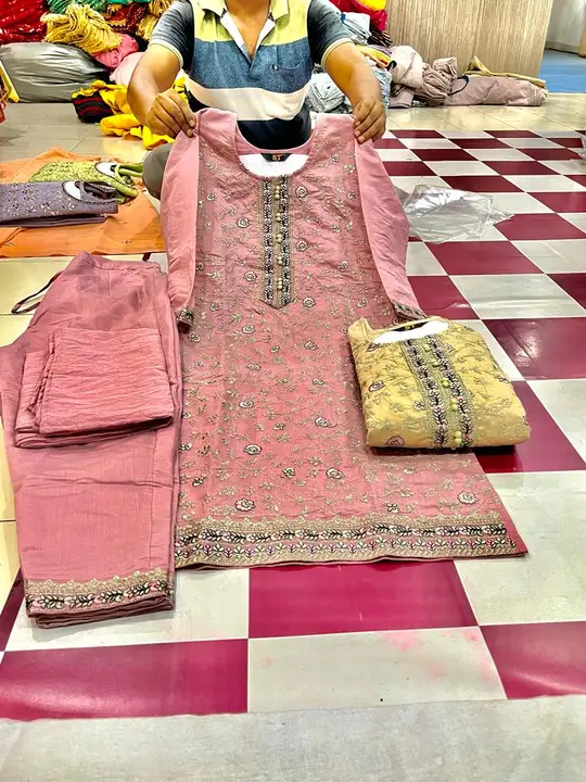 Heavy chanderi silk kurti with pant and dupatta  uploaded by PR TRADERS on 7/28/2023