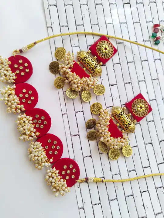 Post image Making time - 3-4 days
Shipped from Gujarat
Authentic fabric jewellery
Reach out for bulk prices (depends on quantity)

#navratrijewellery #fabricjewellery #gujaratijewellery #beadedjewellery #handmadejewellery #weddingjewellery