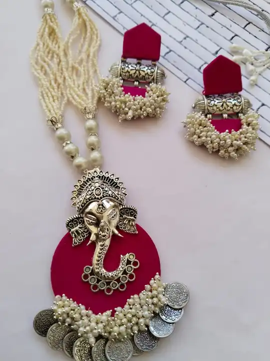 Pink ganpati necklace set uploaded by business on 7/28/2023