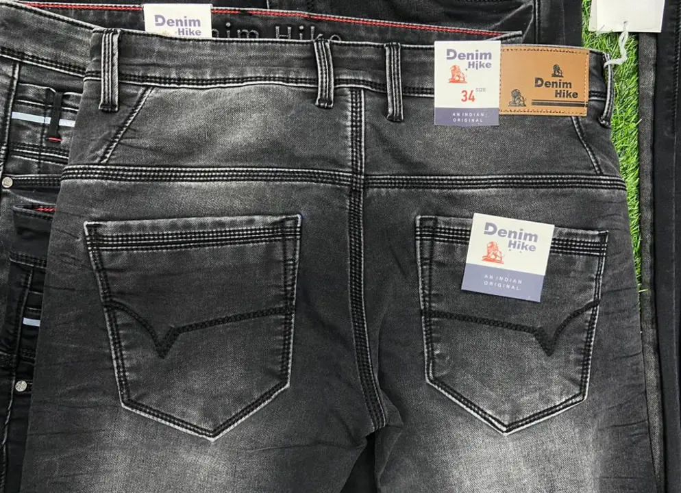 Premium denim jeans 
 Ratio 30-1,32-2,34-2,36-2,38-1
  uploaded by Flying killer on 7/29/2023