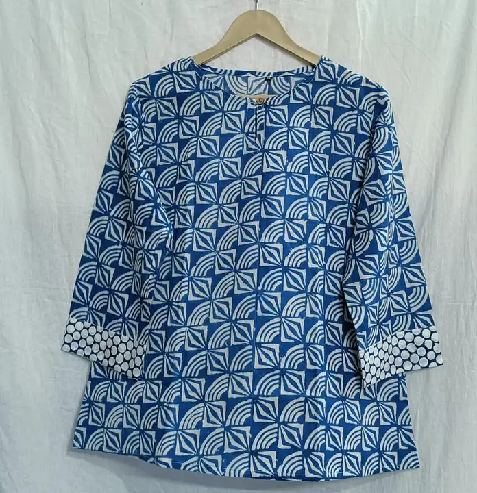 New collection of cotton Hand Block Printed TOP available...
👉dabu print
👉 bagru print

Size = 38- uploaded by Ayush Handicarft on 7/29/2023