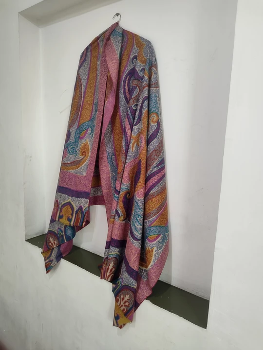 Pashmina Jamawar shawl with beautiful handwork uploaded by business on 7/29/2023