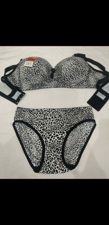 Paded bra and panty set uploaded by business on 3/18/2021