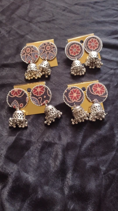Jumka earrings  uploaded by Mantra handcrafted jewellery collec on 7/31/2023