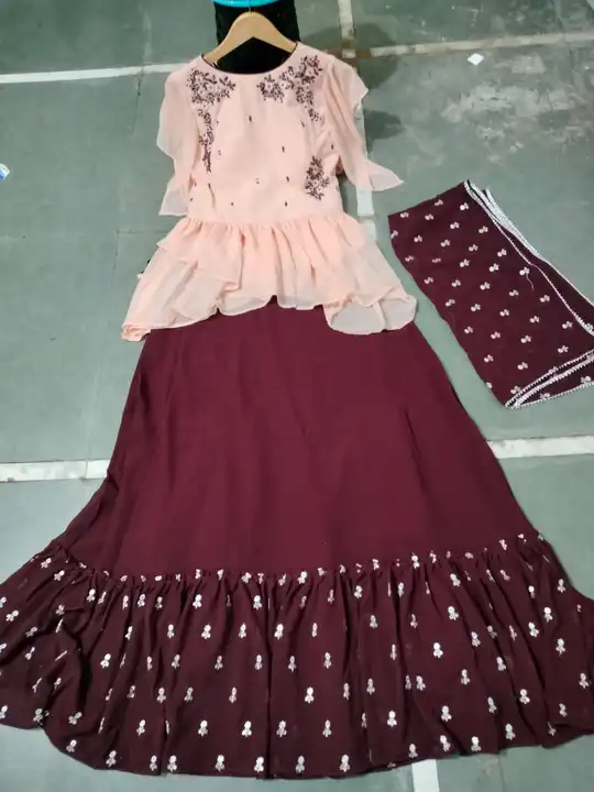 Dress uploaded by Tx market lot  on 7/31/2023
