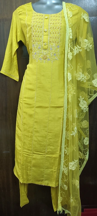 3 pcs set in dola silk uploaded by Divyanshi boutiques on 7/31/2023
