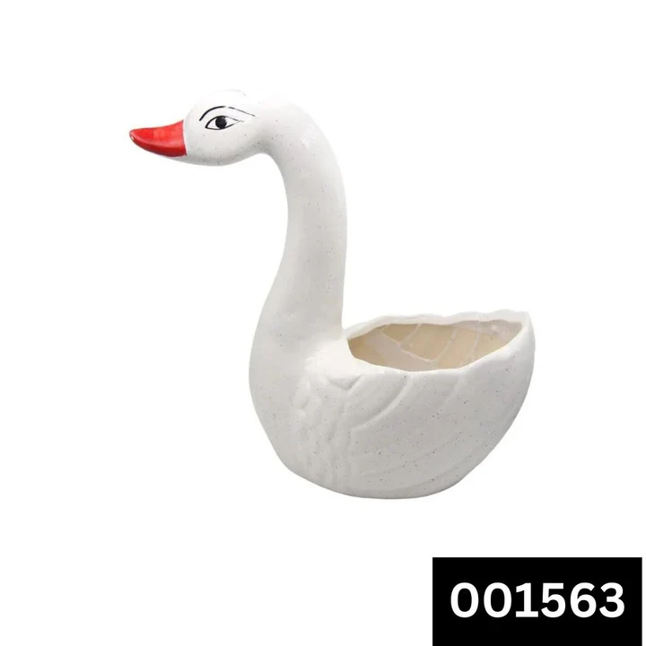 Duck shape vase with cash On delivery Available  uploaded by The palak trading company on 8/1/2023