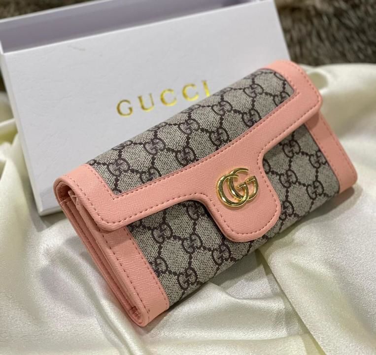 Handbags Gucci uploaded by business on 3/18/2021