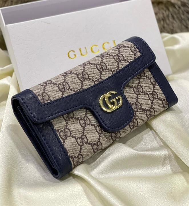Handbags gucci uploaded by business on 3/18/2021