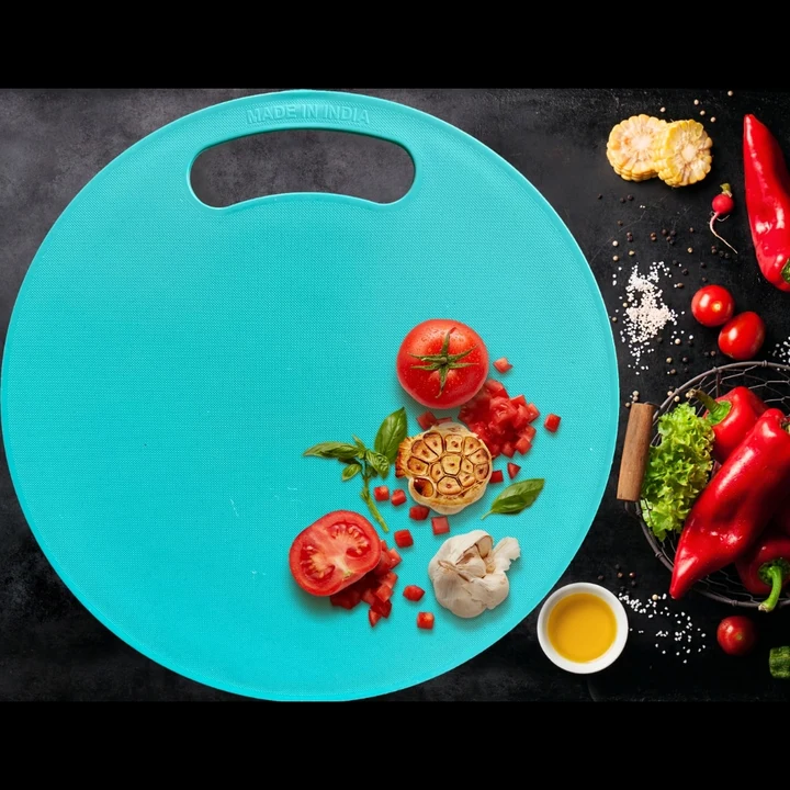 Round Chopping board/ cutting Board uploaded by The Dark Wolf Kitchenware on 8/1/2023