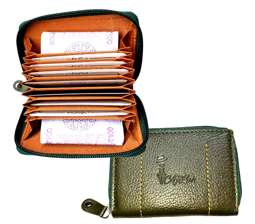 Card holder round zipper wallet  uploaded by business on 8/1/2023