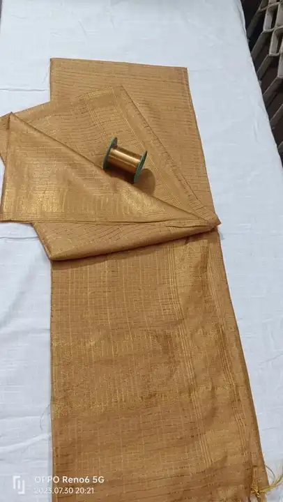 Mangalagiri check saree with blouse uploaded by Linen Saree Hub on 8/2/2023