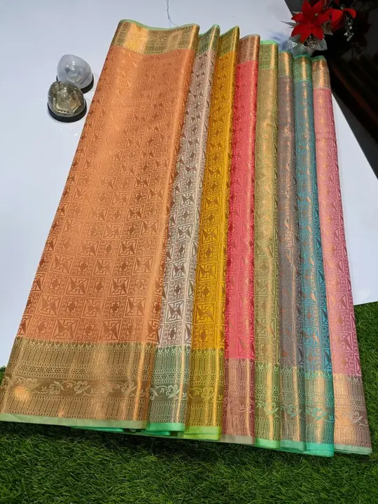 Banarasi Silk Tanchoi Soft Saree  uploaded by N R Silk India on 8/3/2023