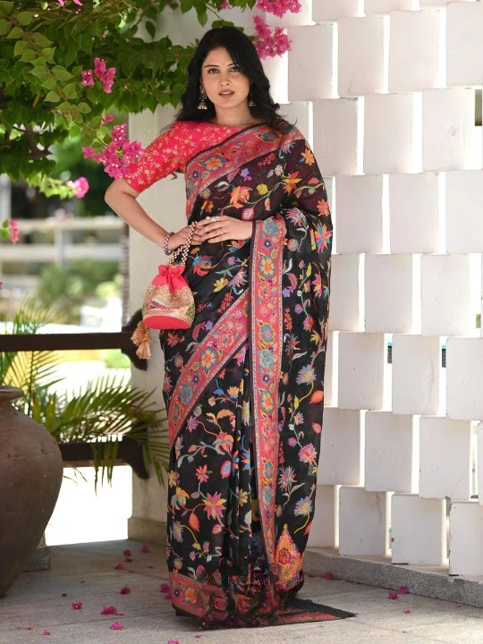 Rich pallu with allovar flower design saree uploaded by Dhananjay Creations Pvt Ltd. on 8/3/2023