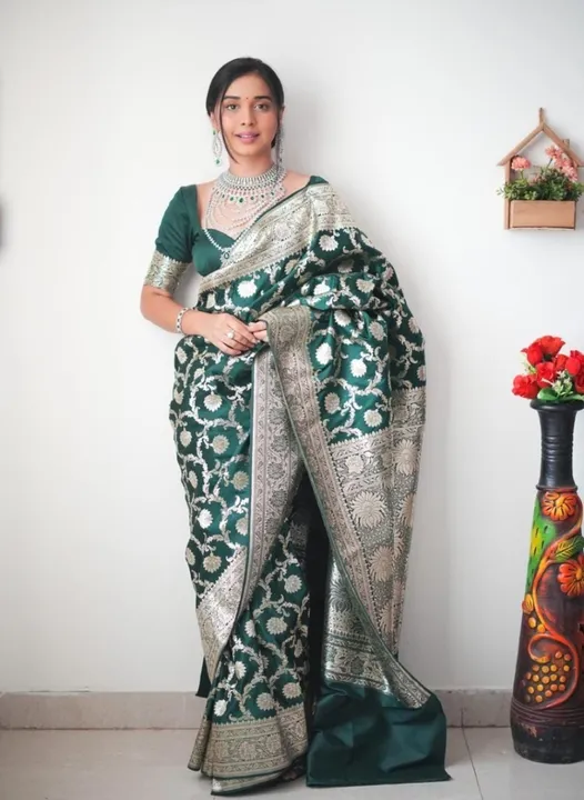 Post image *READY TO WEAR ONE MINUTE SAREE*

Fabric Details

Saree : *Premium Soft Lichi Silk With Jacqard  work All Over With rich work pallu*( 1 Min Saree) BOTTLE GREEN WITH SILVER WEAVING 

Blouse : *Jacquard Border Work Running Blouse*( unstitched ) 

*RATE :-749/-AFFORDABLE *
Note
*Best Quality*
*Full Original*