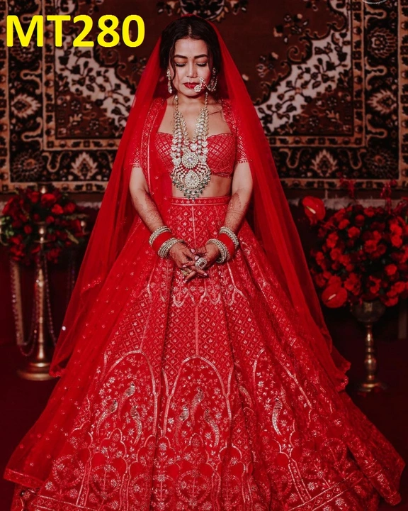 Sanaya Irani Hot Pics: Iss Pyaar Ko Kya Naam Doon? Actress Looks  Scintillating in Sequined Mini Dress (View Pics and Video) | 👗 LatestLY