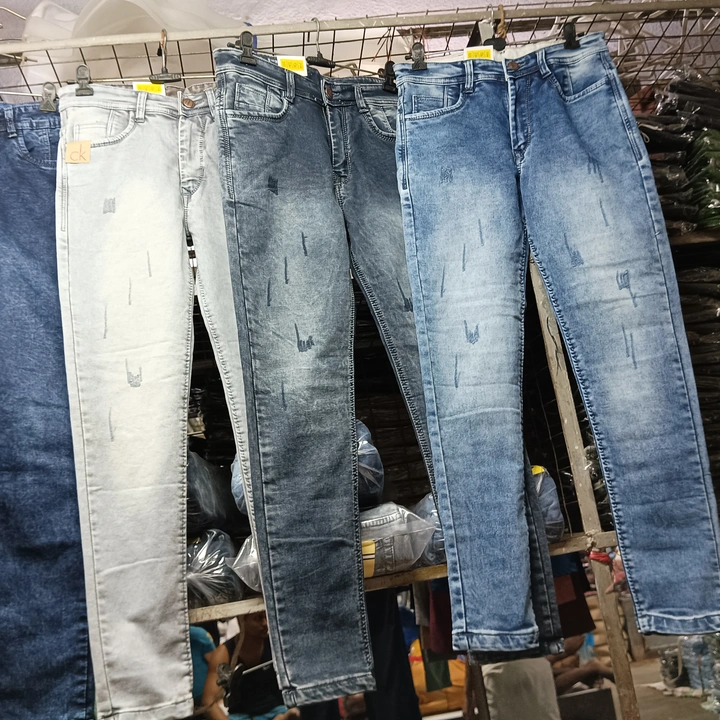 Men's jeans in very affordable price
Size-28×32 uploaded by RDX JEANS AND COTTONS on 8/3/2023