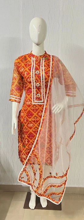 Post image I want 1-10 pieces of Kurta sets dresses Western Indian for reselling at a total order value of 500. Please send me price if you have this available.