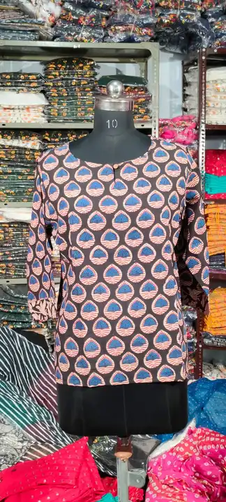 Cotton hand block tops...
M to xxl
Price 320+shipping uploaded by Saiba hand block on 8/4/2023