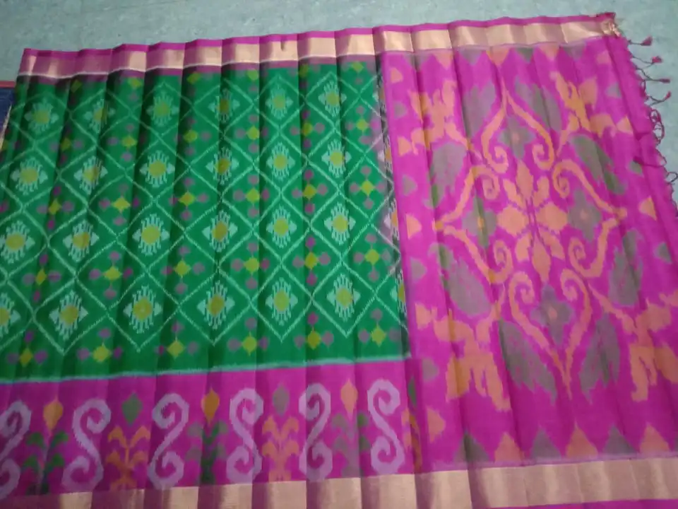 Pochampalli ikkath saree uploaded by Pure handloom saree weaving on 8/5/2023