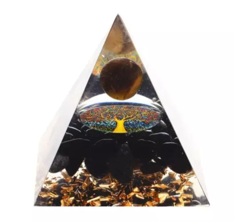 Lambu piramid uploaded by Urva Cristal aget on 8/5/2023