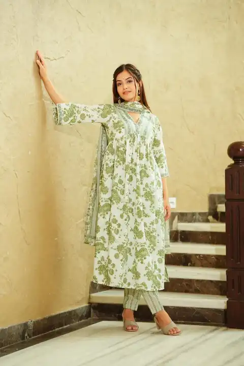 Cotton kurti for women  uploaded by PANIHARI COLLECTION CENTRE on 8/5/2023
