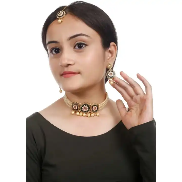 Stone jewellery sets  uploaded by BookBaBa'S on 8/5/2023