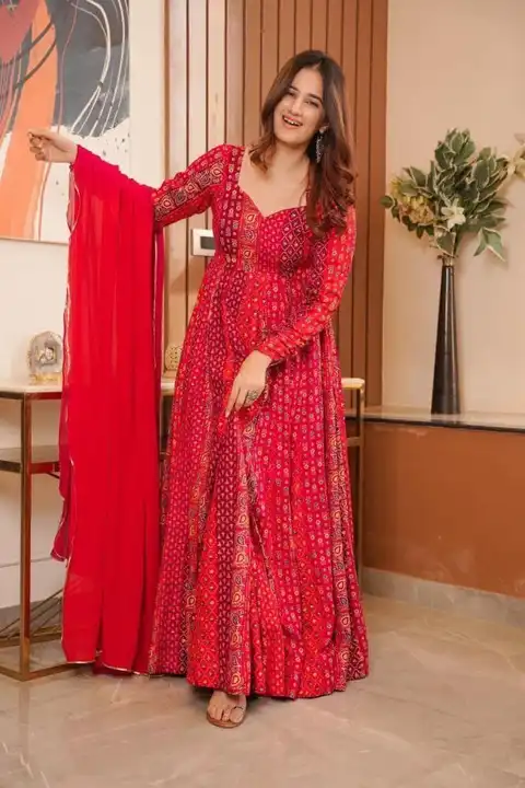Design number 491

*THE RED RAYON SUIT*  ♥️♥️

 Here Presenting You A Beautiful Maxi with  dupptta w uploaded by Villa outfit on 8/5/2023