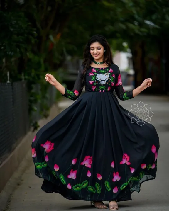 *X-lady launching cow 🐄 maxi gown*

*Beautiful colors *
😎😎😎💃💃💃💃

Adding New Prints To Our Co uploaded by Villa outfit on 8/5/2023