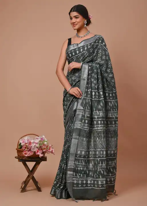 Linen saree  uploaded by Divya print on 8/5/2023