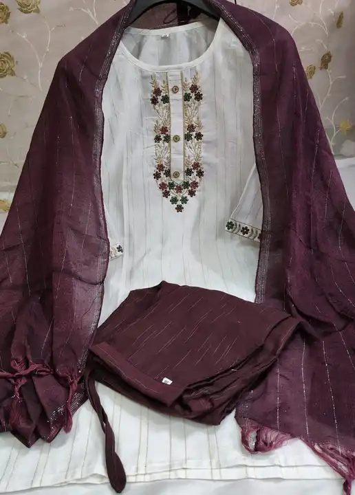 Kurti trouser set uploaded by business on 8/5/2023