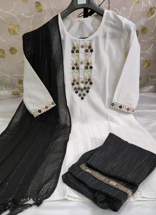 Kurti trouser set uploaded by HAMDAAN garments on 8/5/2023