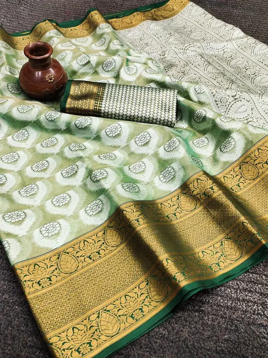 Saree uploaded by business on 8/6/2023