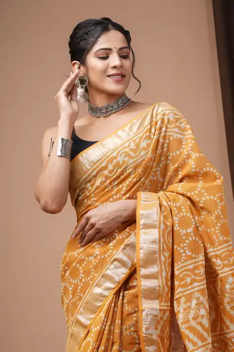 Lilen saree  uploaded by business on 8/6/2023