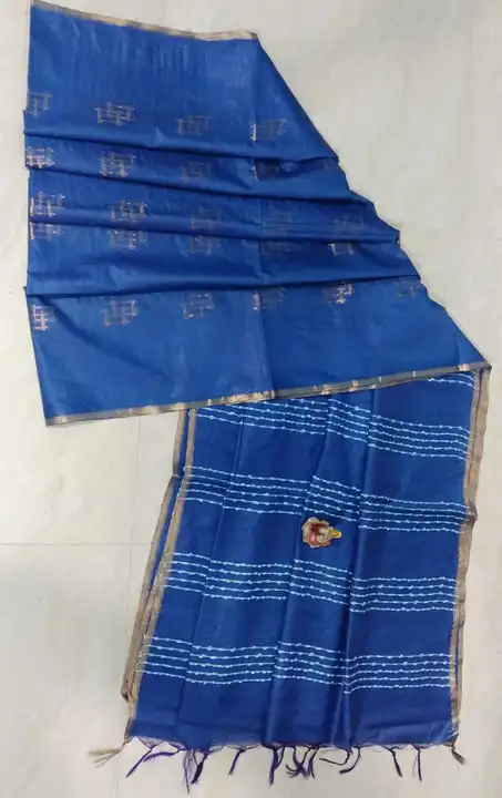 Attractive Collection's 🌾

🥻 Kota Viscose silk saree with weaving zari box design 

👉🏻Length

Sa uploaded by business on 8/6/2023