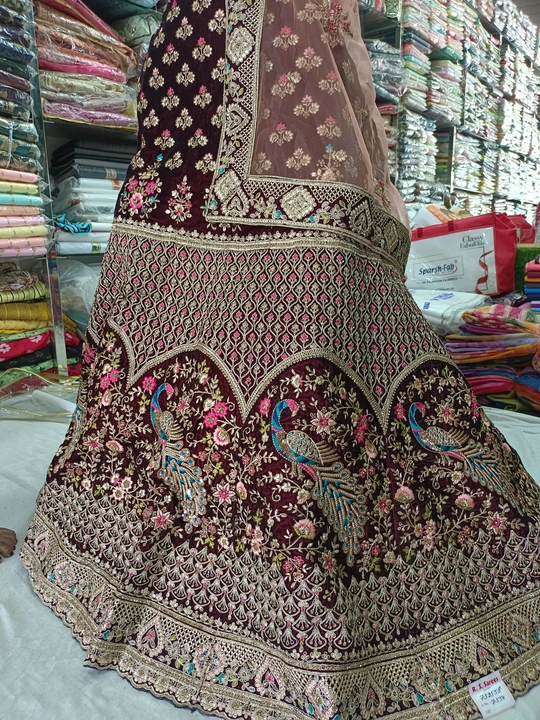 Heavy lehnga  uploaded by business on 8/6/2023