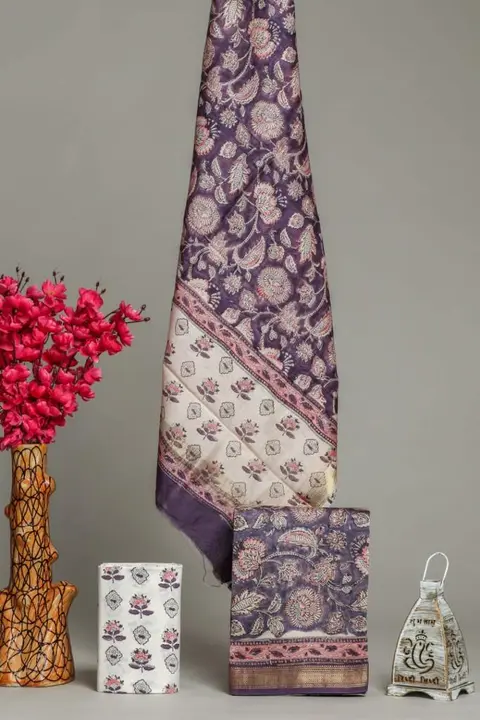 Maheshwari silk suits  uploaded by Shyam textiles  on 8/7/2023