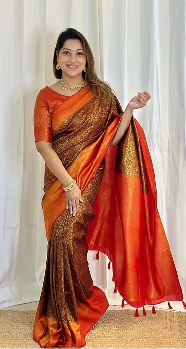 Golden zari weaving design saree  uploaded by DHANANJAY CREATIONS on 8/7/2023