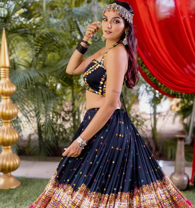 Navratri lahenga  uploaded by Maa Karni Fashion on 8/8/2023