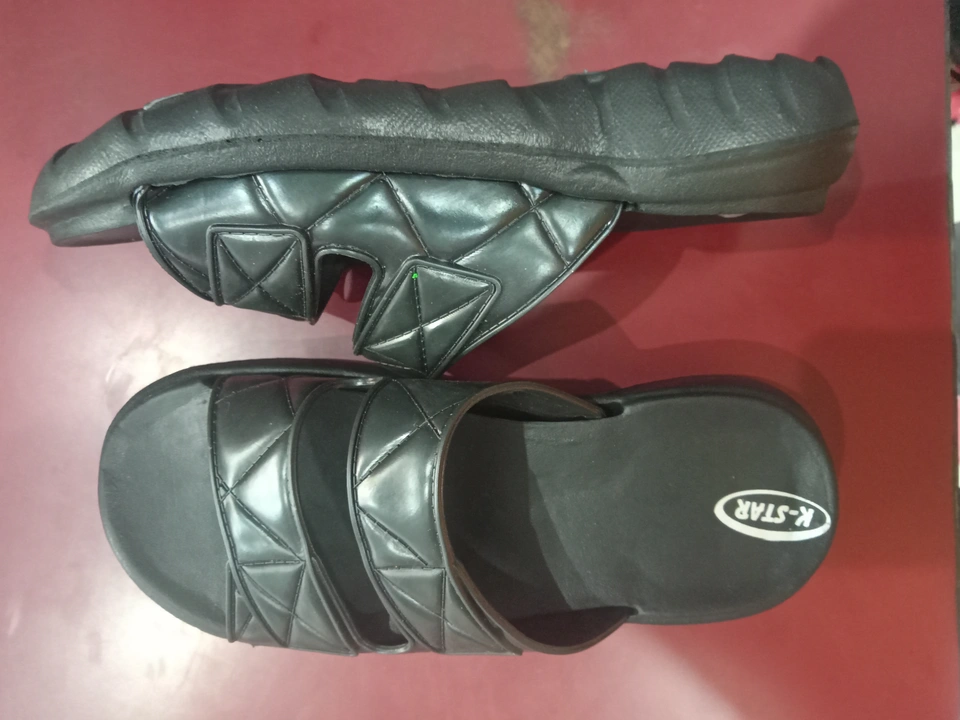 Ladies double patta slipper uploaded by Padangan shoe center on 8/8/2023