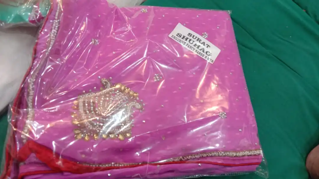 Saree uploaded by business on 8/8/2023