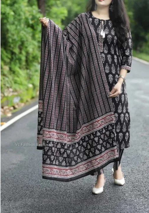Reyon printed Jaipuri kurti with pent and dupatta  uploaded by PANIHARI COLLECTION CENTRE on 8/8/2023